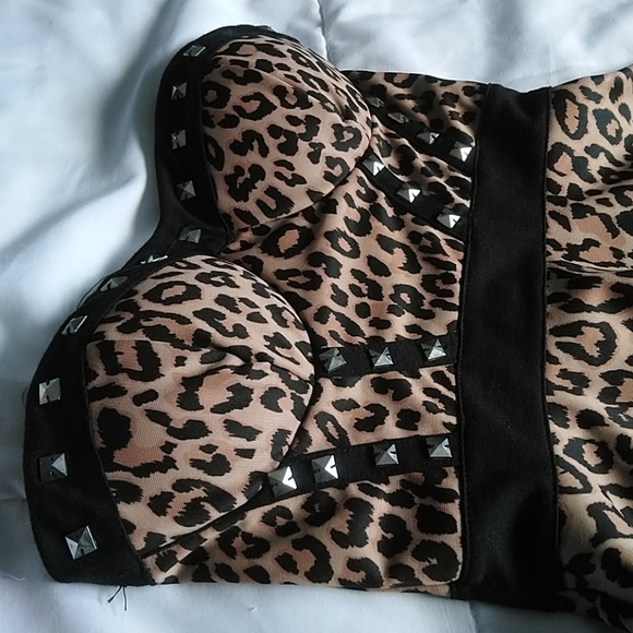 Corset Top - Picture 2 of 4